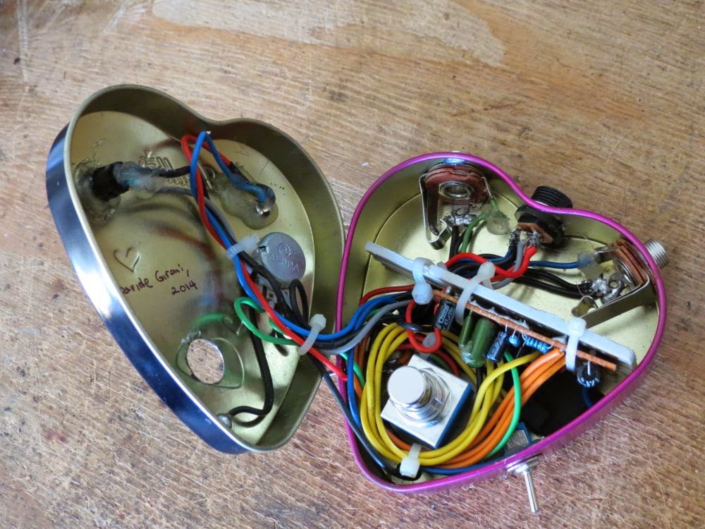 Davide Gironi blog Radio France Fuzz Silicon Fuzz pedal