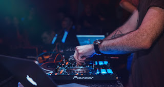 Dj Soulvenir Life Of A Giant September 2011