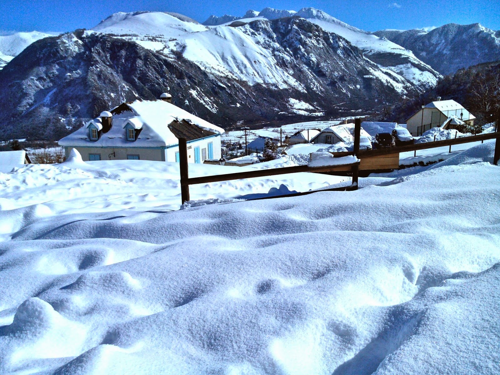Arrajou news Le village et la vallée sous la neige