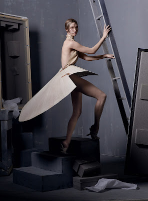 Alexander McQueen - Spring Summer 1999 - Wood fan skirt on Vogue Usa 2011