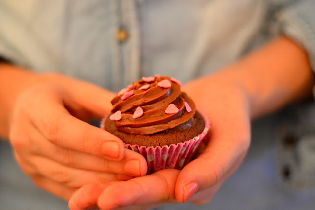 Ystävänpäivän suklaa cupcaket