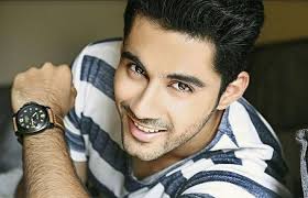 Abhishek Bajaj Family Wife Son Daughter Father Mother Age Height Biography Profile Wedding Photos
