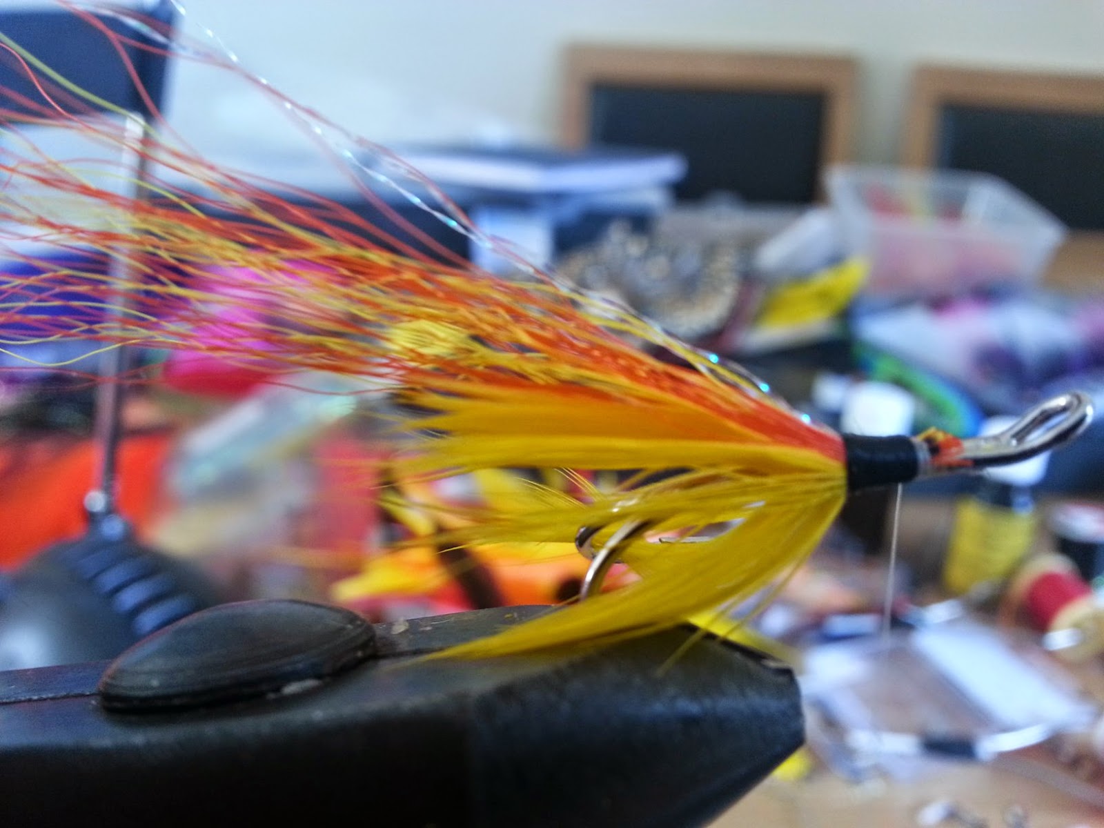 Salmon Fly How Do I Tie / How To Tie A Kinermony Killer Flamethrower