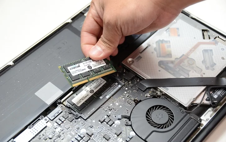 Ssd macbook air 2011. Ssd mac air 2012. Macbook добавить оперативную память. Замена оперативной памяти mac. Ssd macbook air 2011.