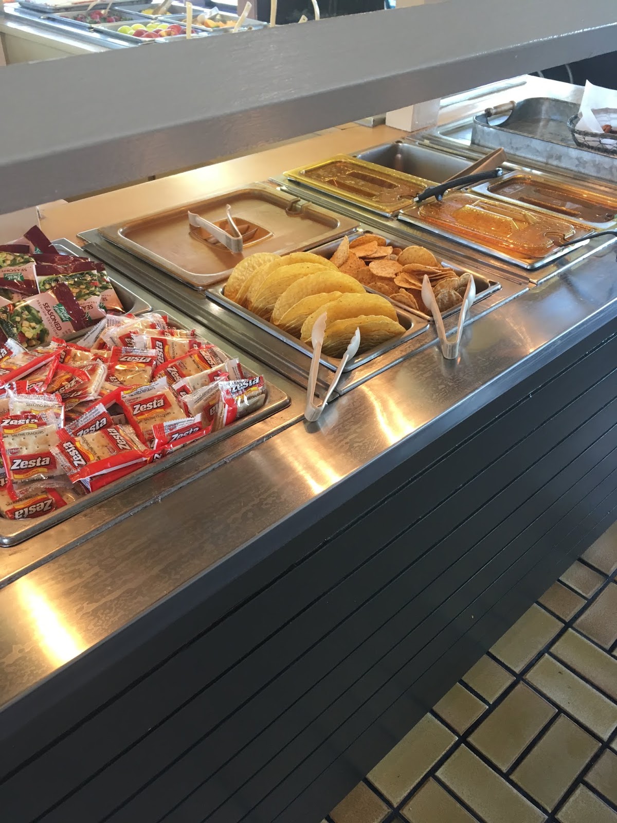 Broken Chains The Other Red Meat Rax peaked in the 80s with over 500 locations in the us and canada. broken chains the other red meat