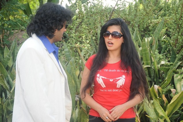 Red Hot Aarthi Puri Sangatana Movie Muhurat Photos