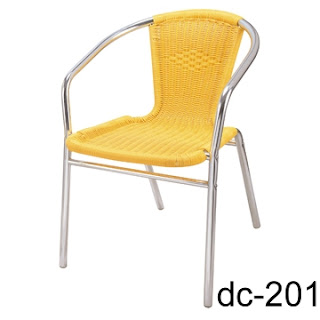 Lark Jardin: Sillas de Jardin en aluminio y rattan / Garden chairs in