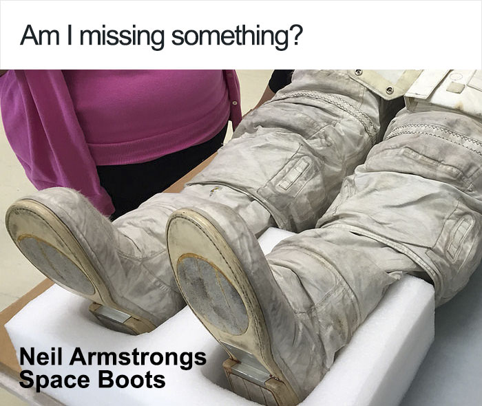 Someone Compared Pictures Of The First Footsteps On The Moon And Neil Armstrong’s Boots To Prove They Didn't Match, But Facts Destroyed His Claim