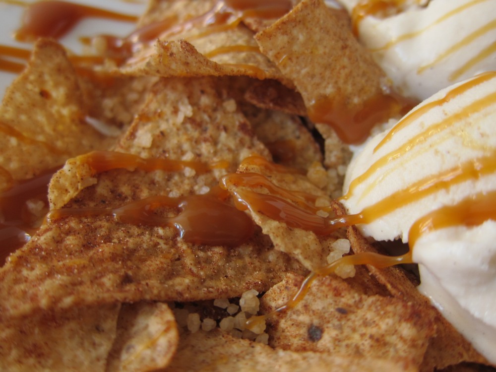 Review Taco Bell Cinnamon Nachos Dessert Kit