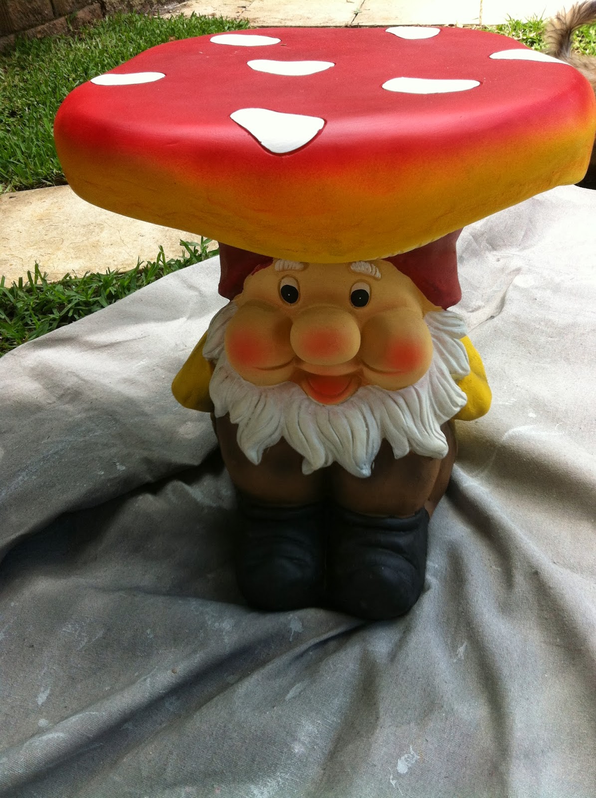 The Old Fat Hen the Garen Gnome stool...