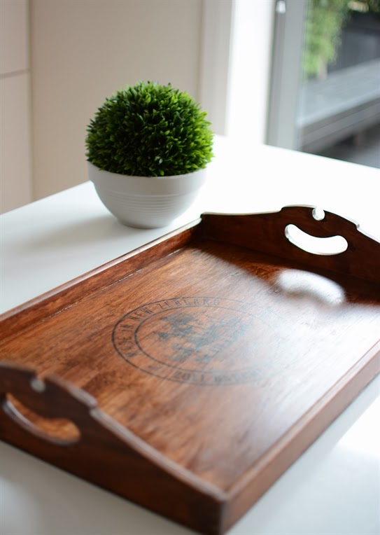 Lee Caroline A World of Inspiration Chalk Paint™ Decorative tray