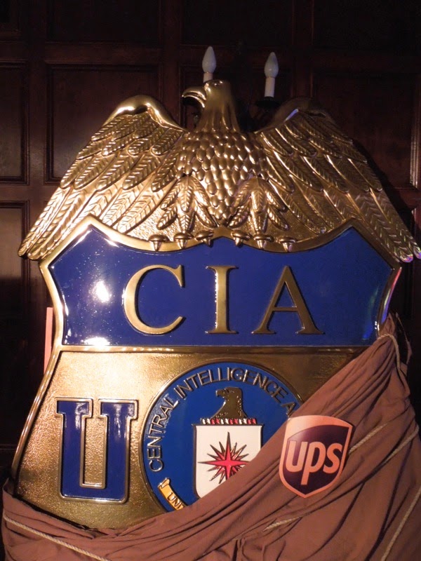 Giant CIA badge Muppets Most Wanted