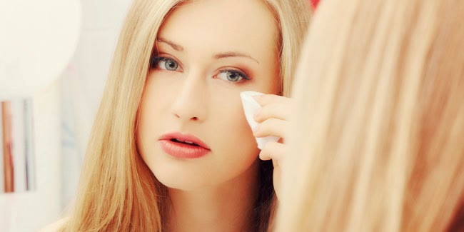 Cara Agar Makeup Tidak Luntur Karena Keringat