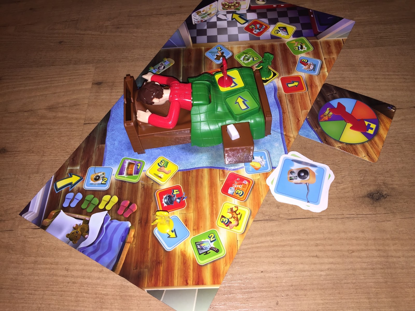 Sshh! Don't Wake Dad Electronic Board Game Review Playdays and Runways