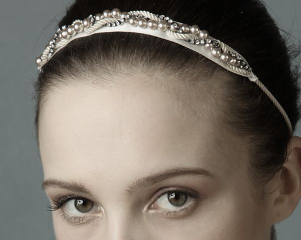 Hair Accessories For Brides | PHOTO-COUSTIC