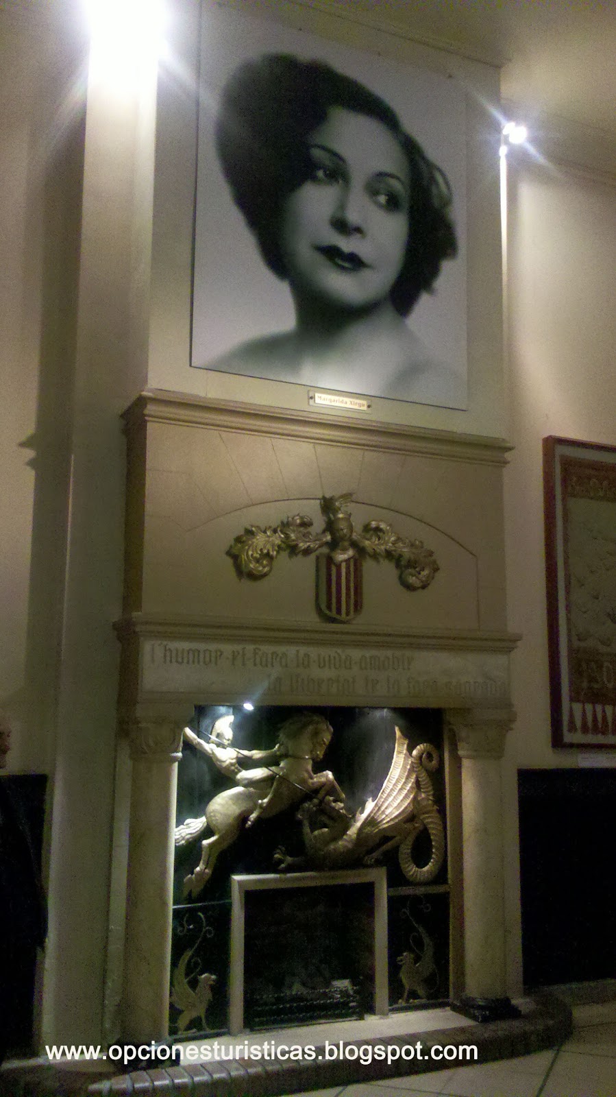 OPCIONES TURÍSTICAS Teatro Margarita Xirgu