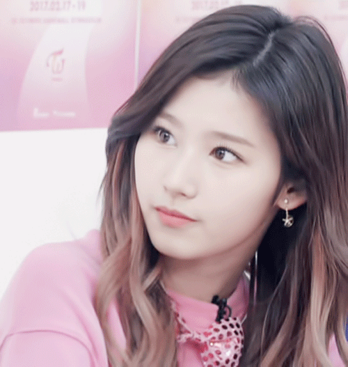 [트와이스] 상대말을 경청하는 사나 .gif | 인스티즈