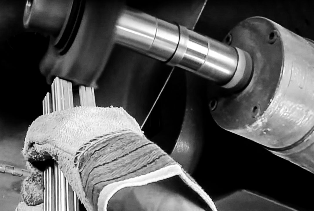 Tube Polishing & Tube Finishing Machines OD120 Tube End Deburring and