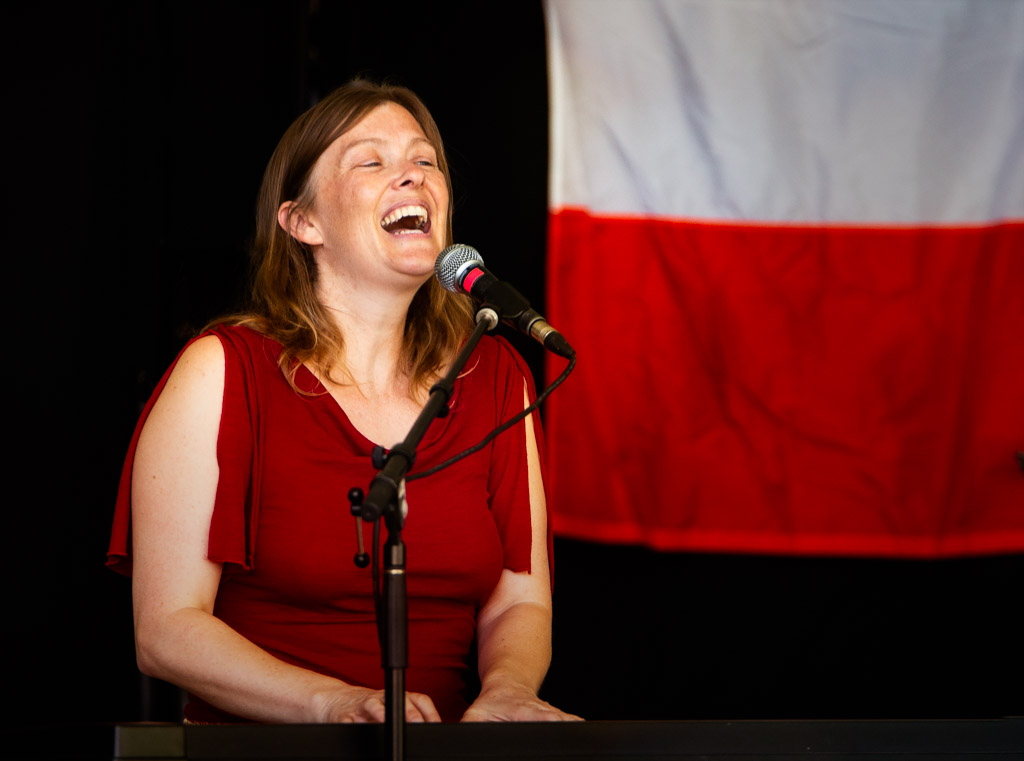 The AC is On Heather Dale at Celtfest