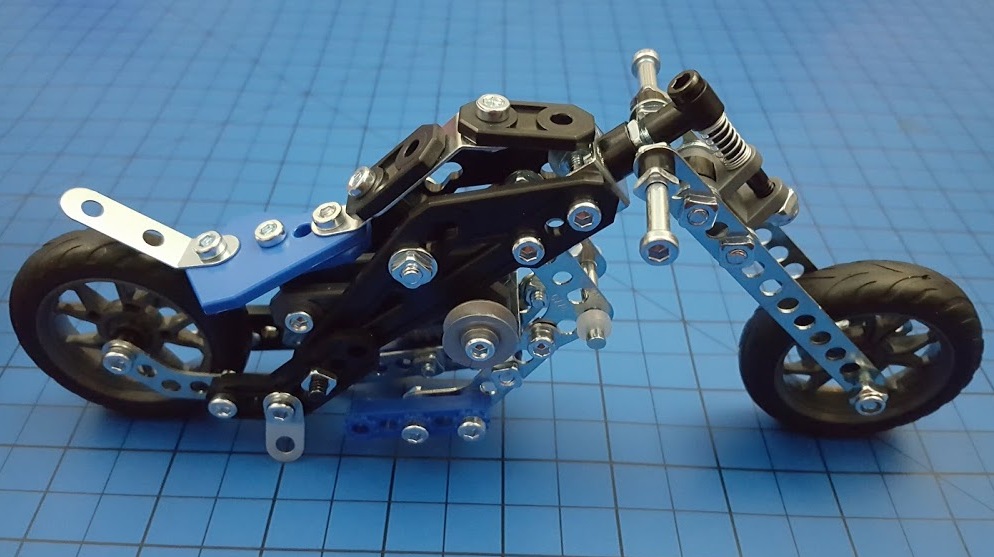 Meccano Motorcycles 5 in 1 Review: Small Is Beautiful - The Toy Scoop