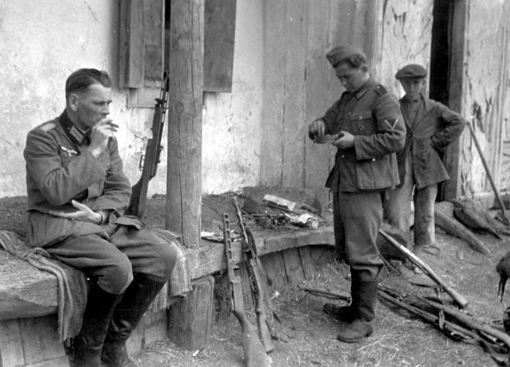 Germans captured weapons worldwartwo.filminspector.com