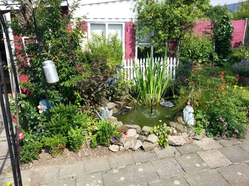 Atelier Landleben Garten im August