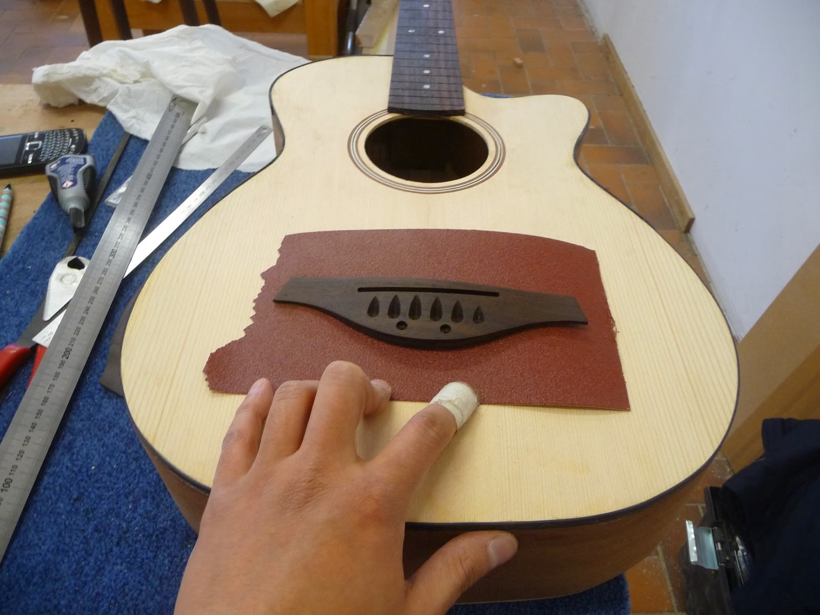 Sangle de guitare classique et flamenco Paco Lopez PLC30 BR SUEDE