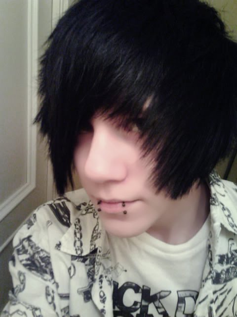 Hot Things Are Here: Emo HairStyles (boys)