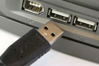 Port USB - Port Fisik pada Komputer