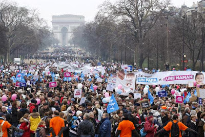 Γαλλία : Οι Χωρισμένοι Μπαμπάδες...ΑΓΑΝΑΚΤΗΣΑΝ !!!