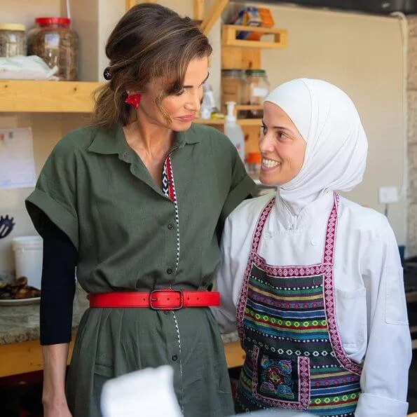 Kawon Bookshop provides employment for local retirees by means of its cafe and social kitchen. Madaba Foundation for Development and Training