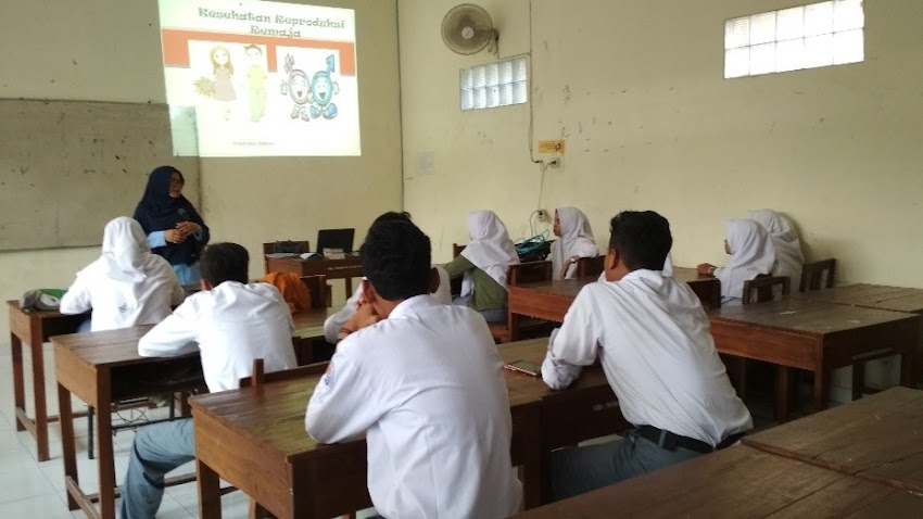 Usaha Kesehatan Sekolah UKS SMK MUHAMMADIYAH BERBAH