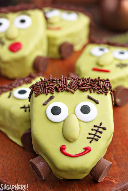 Halloween Pistachios Blondie’s for kids Halloween Pistachios Blondie’s. Find 20 more Halloween tricks and treats food ideas. Halloween spooky cookies and cake recipes. Halloween dessert ideas for adults. Easy Halloween spooky treat ideas for kids. Halloween foods ideas for kids. Spooky Halloween foods for adults. Easy Halloween foods for school party. Halloween dessert ideas. Halloween food and drinks ideas. Halloween party food ideas. Halloween spooky cake recipes for party.