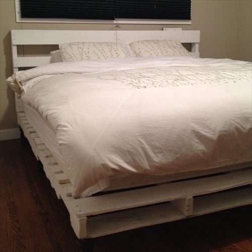 34 DIY Ideas: Best Use of Cheap Pallet Bed Frame Wood - Pallet Furniture