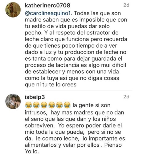 La muchacha ha mostrado un pequeño pecho