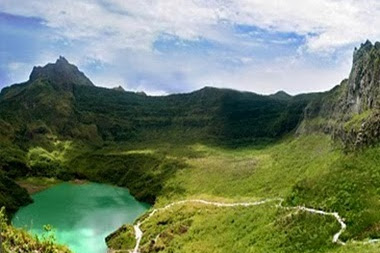 Misteri Gunung Kelud dan Legenda Sumpah Lembu Suro