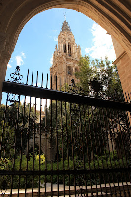 Arcos del claustro de la catedral de Toledo