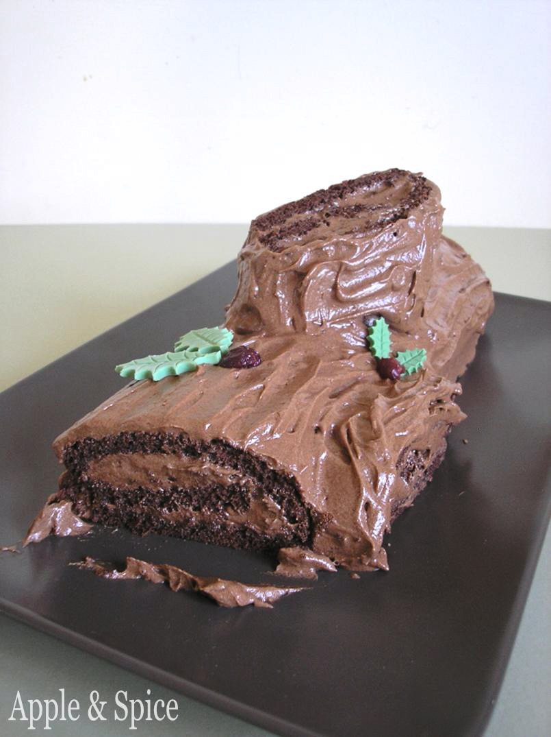 Apple & Spice The Cake Slice December 2011 Chocolate Hazelnut Buche