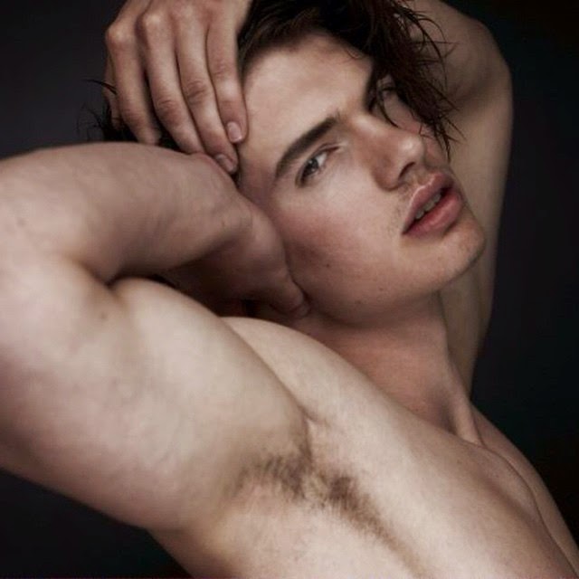 10932436_1600807483466066_195709233_n.jp