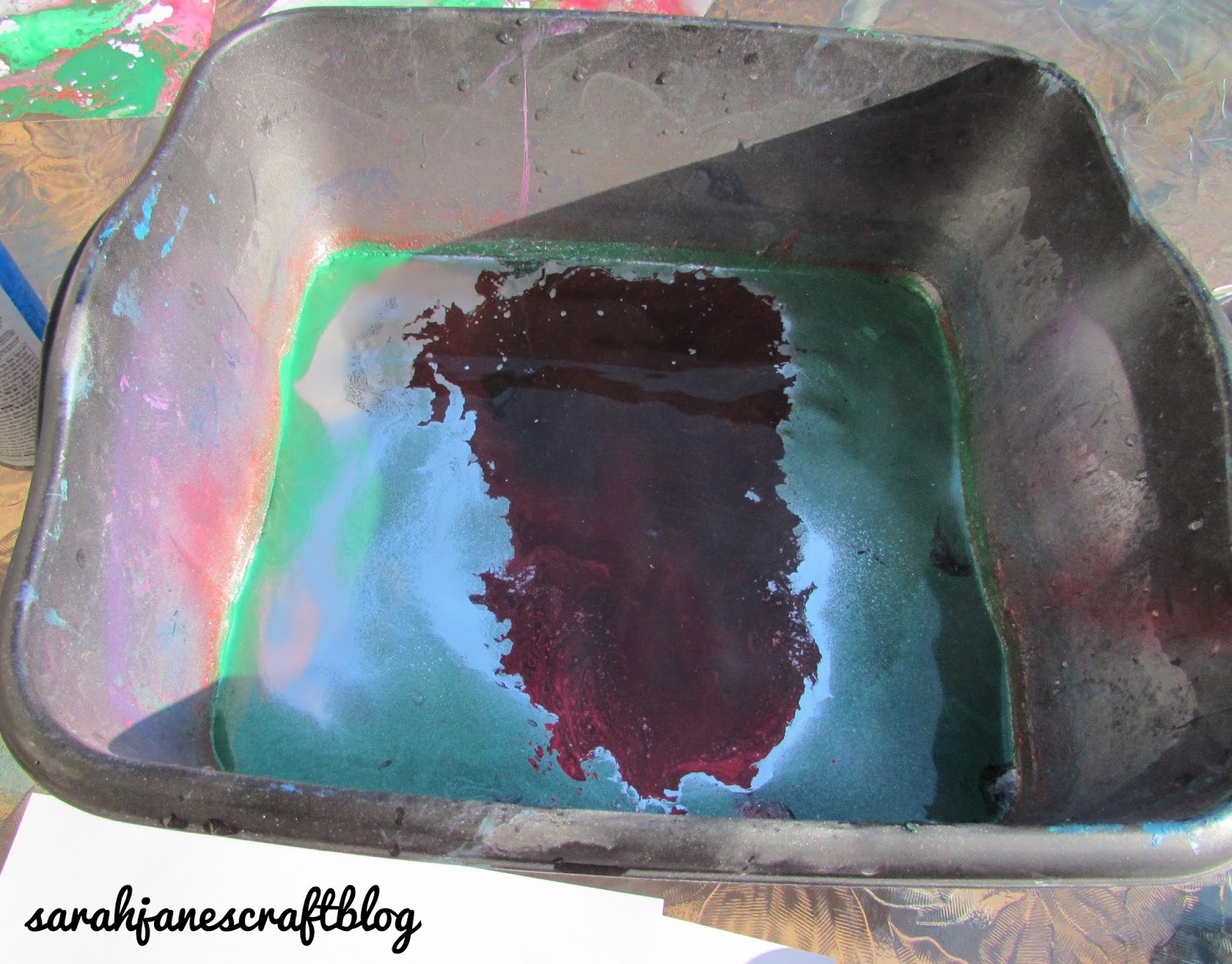 Spray Paint Marbled Holiday Paper