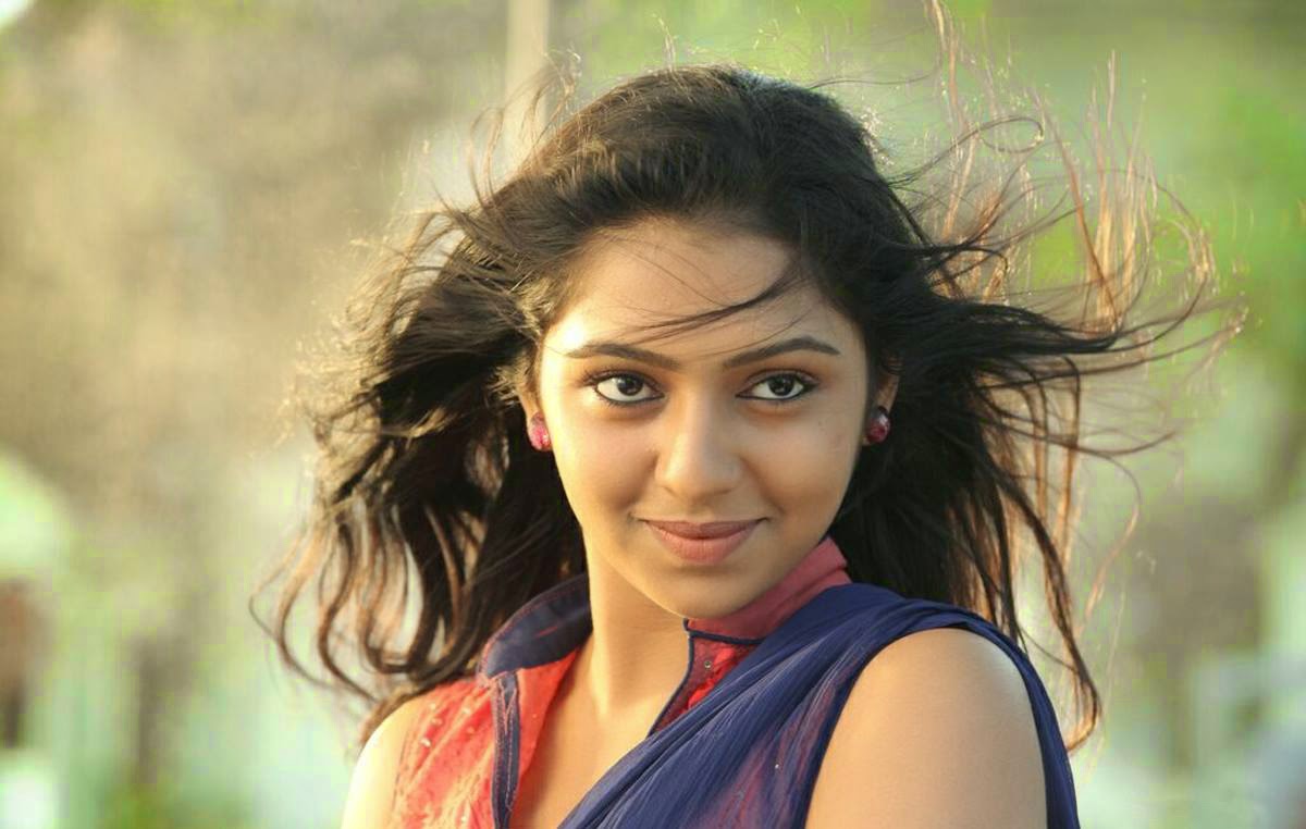 Lakshmi_Menon_Latest_Cute_Stills%281%29.