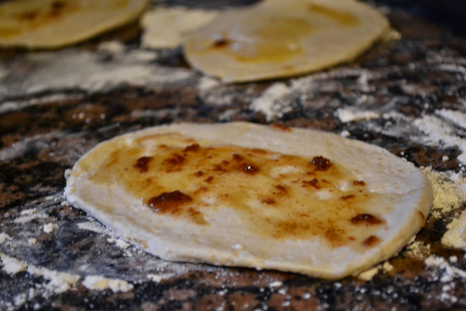 2Bite Pillsbury Biscuit Cinnamon Rolls