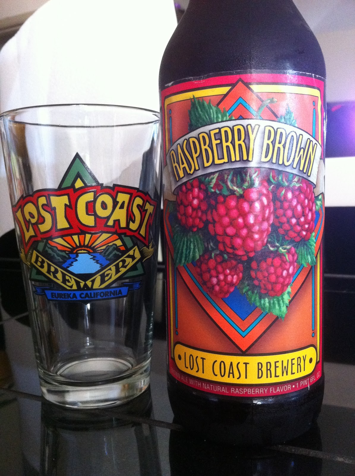 NorCal Beer Blog: Lost Coast Brewery Raspberry Brown Ale