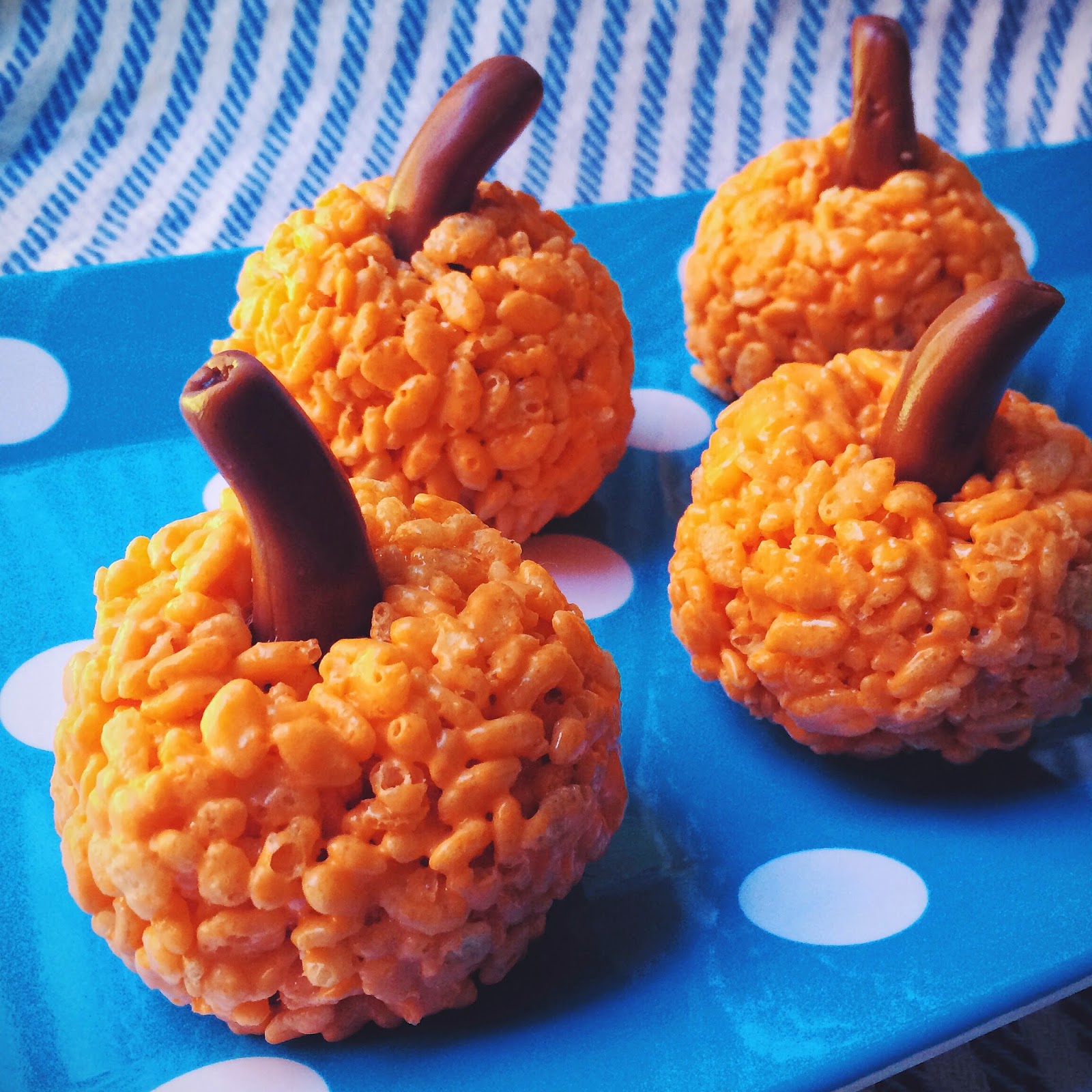 :: kraftykym ::: Rice Krispie Turkey Drumsticks + Pumpkins