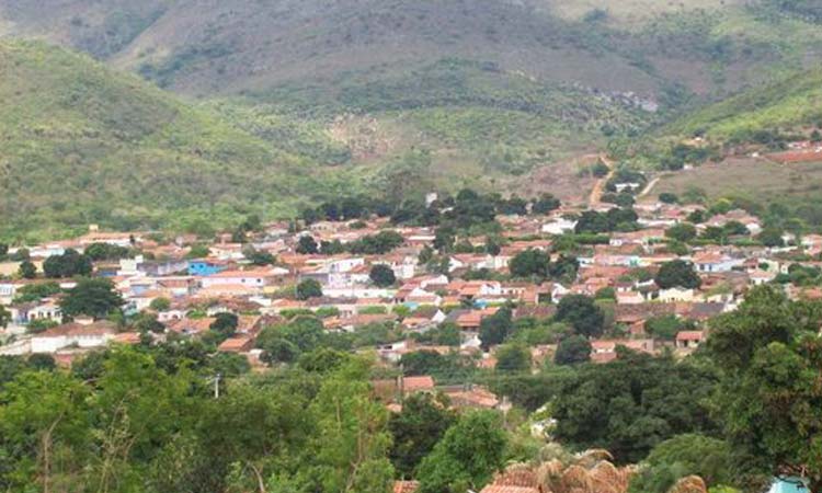 Homem é morto a pedradas no município de Saúde