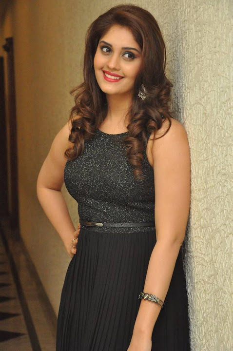 Surabhi Stills At Gunturodu Audio Launch