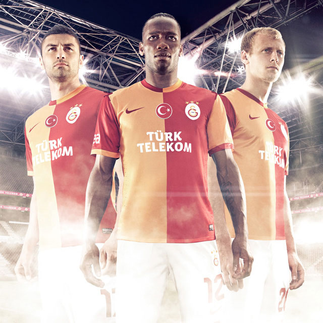 Maillot Galatasaray 2013-2014 Nike Taille S Adulte - Occasion état Correct