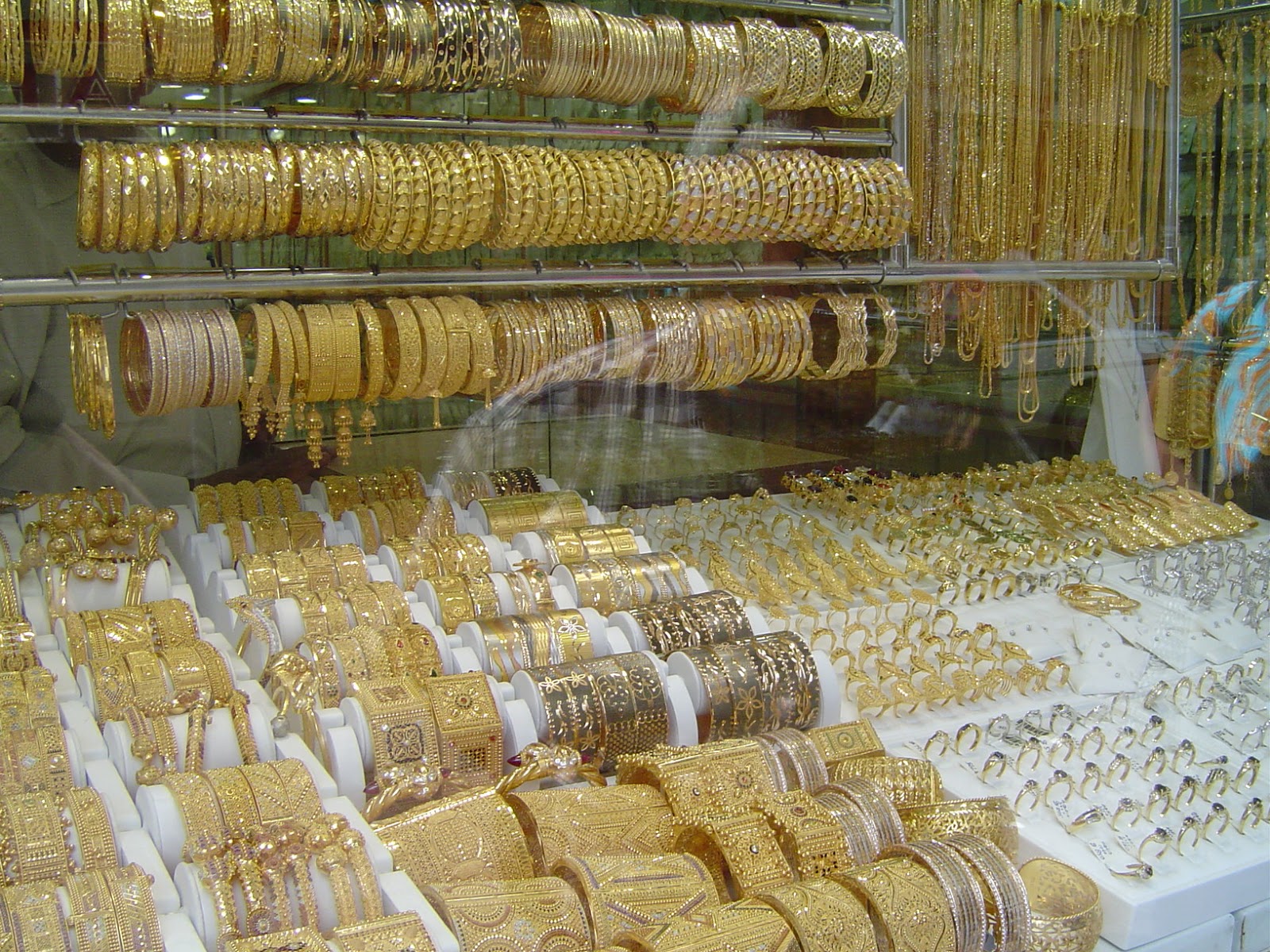 1000 Amazing Places 903 Gold Souq, Dubai, UAE