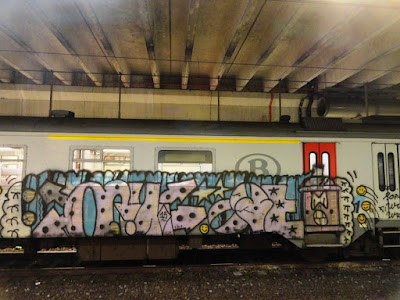 art_on_train