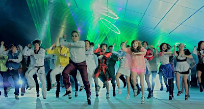 Psy Gangnam Style crowd dance strobe lights
